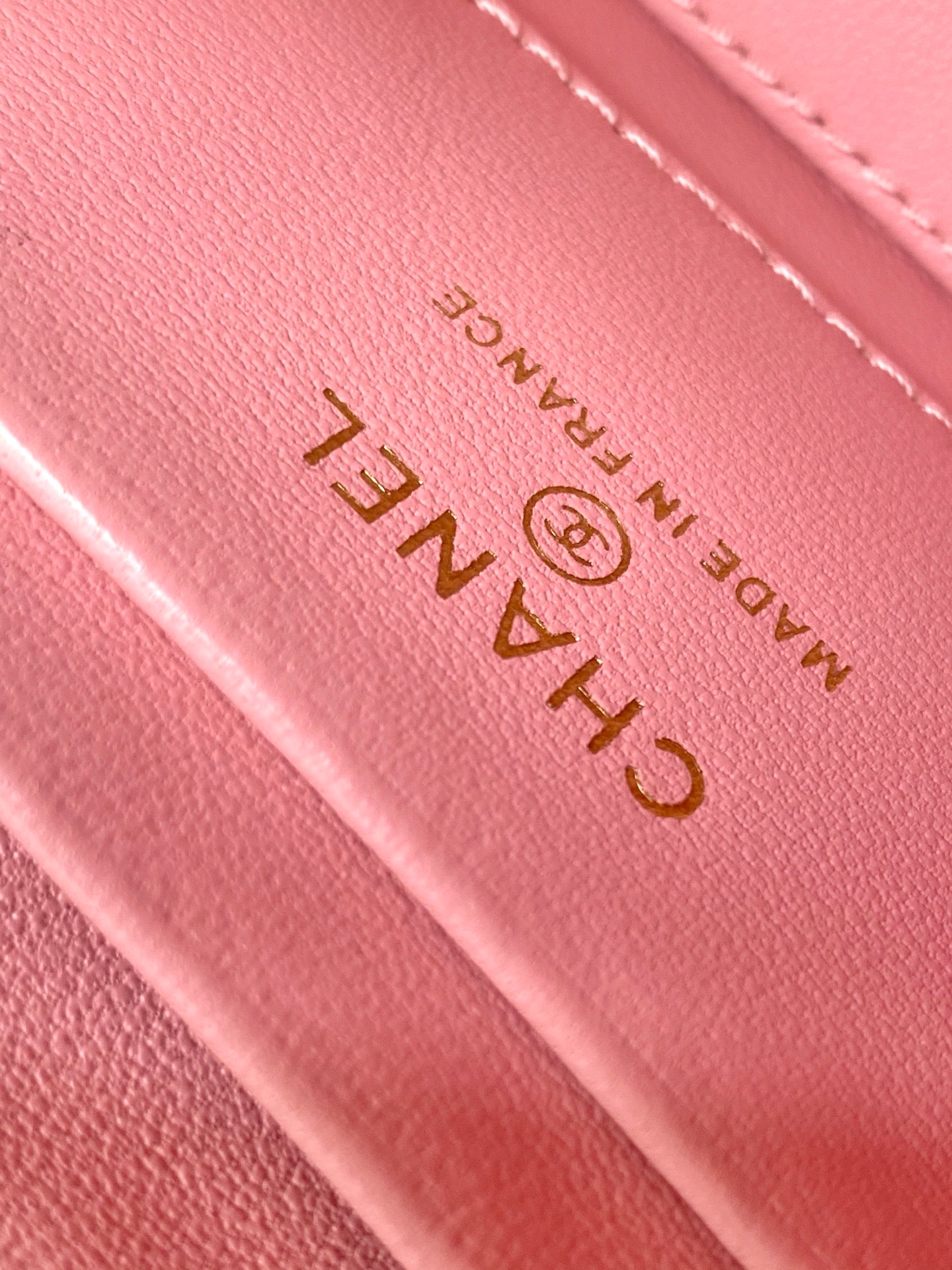 Pink Quilted Mini Crossbody Bag with Chain Strap & Mirror