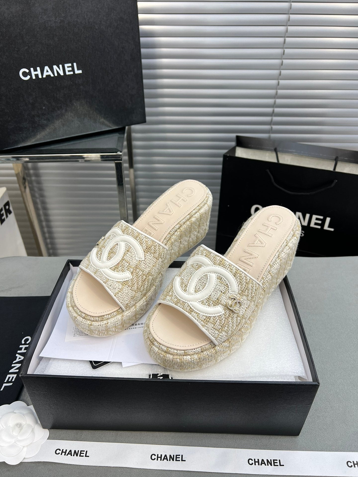 Luxury Woven Platform Slide Sandals – Beige