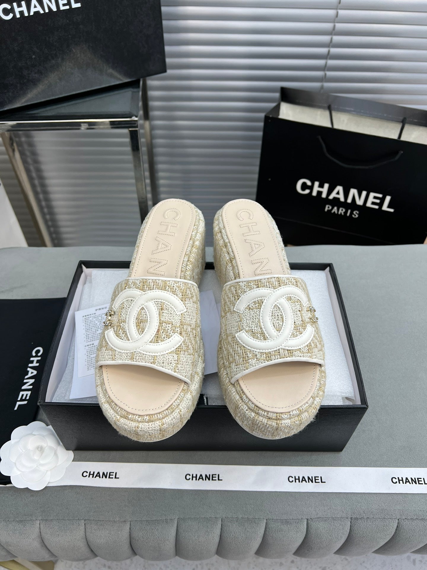 Luxury Woven Platform Slide Sandals – Beige