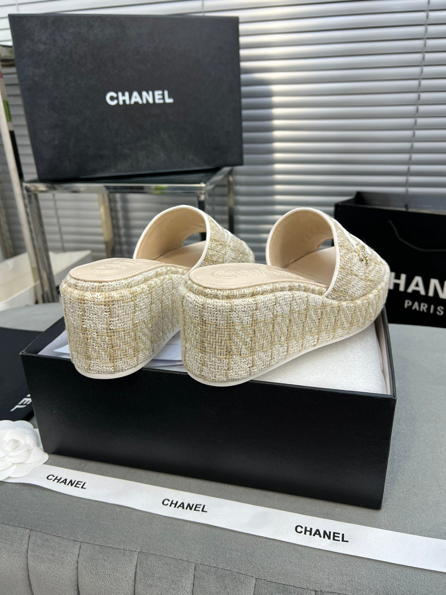 Luxury Woven Platform Slide Sandals – Beige