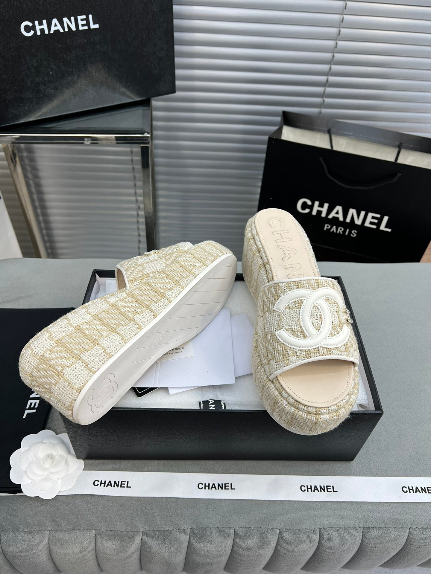 Luxury Woven Platform Slide Sandals – Beige