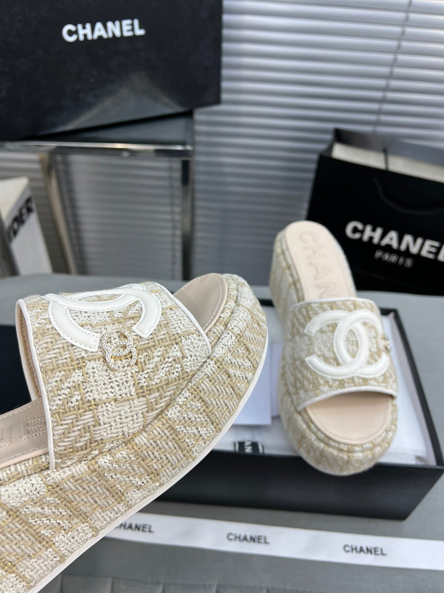 Luxury Woven Platform Slide Sandals – Beige