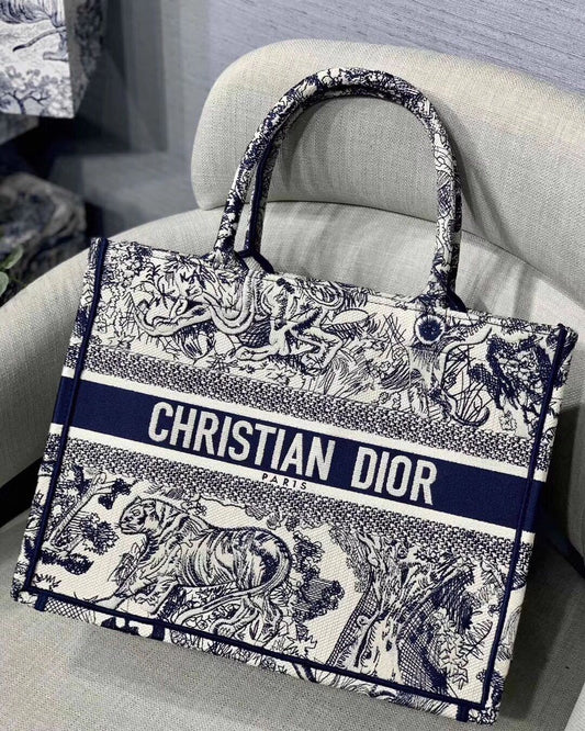 Luxury Embroidered Canvas Tote Bag – Large Structured Design
