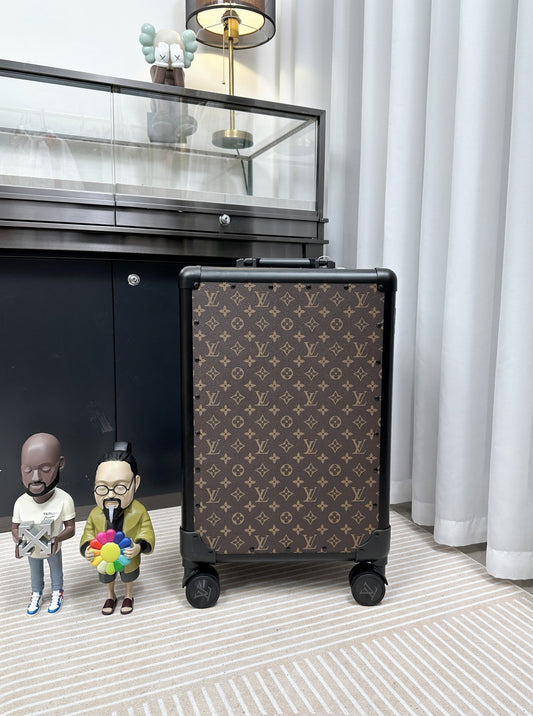 assic Monogram 4-Wheel Travel Case