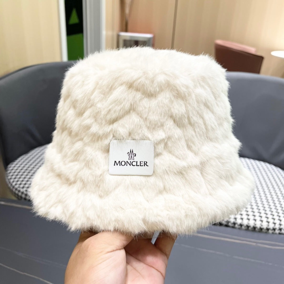 Luxury Fur Bucket Hat – Soft Plush Winter Style